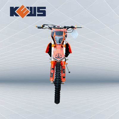 Cb250-R รถจักรยานยนต์ไฟฟ้าไฟฟ้าสีแดงสมรรถนะสูง 16kw ระบายความร้อนด้วยอากาศ