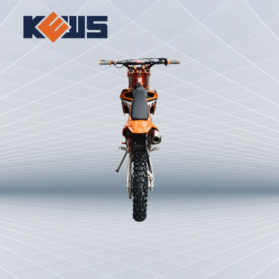 CB-F250 เบาที่สุด 250 4 Stroke Dirt Bike สี่จังหวะระบายความร้อนด้วยอากาศ 14kw Power Engine