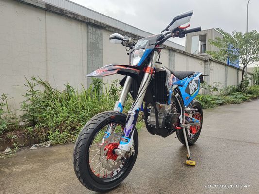 เครื่องยนต์สี่จังหวะระบายความร้อนด้วยน้ำ NC450 Super Motard Motorcycles Supermoto Bikes