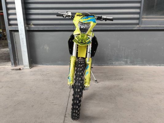 ผลงานในพื้นที่นอกถนนด้วย KEWS 176fmn YB300H Enduro K23